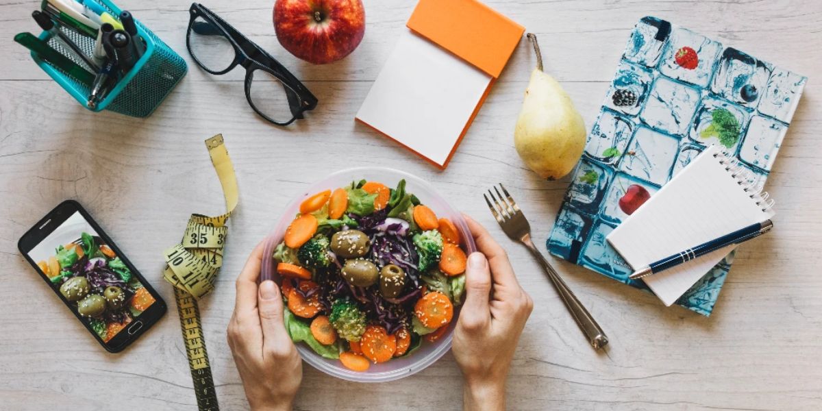 Crack the Code to a Healthier You with FitLab's Dietitian Tips