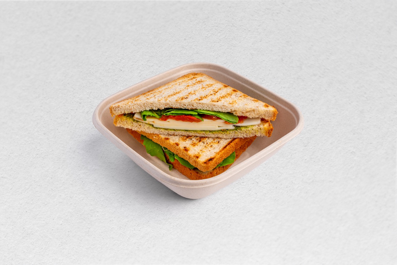 Mozzarella Pesto and Roasted Tomato